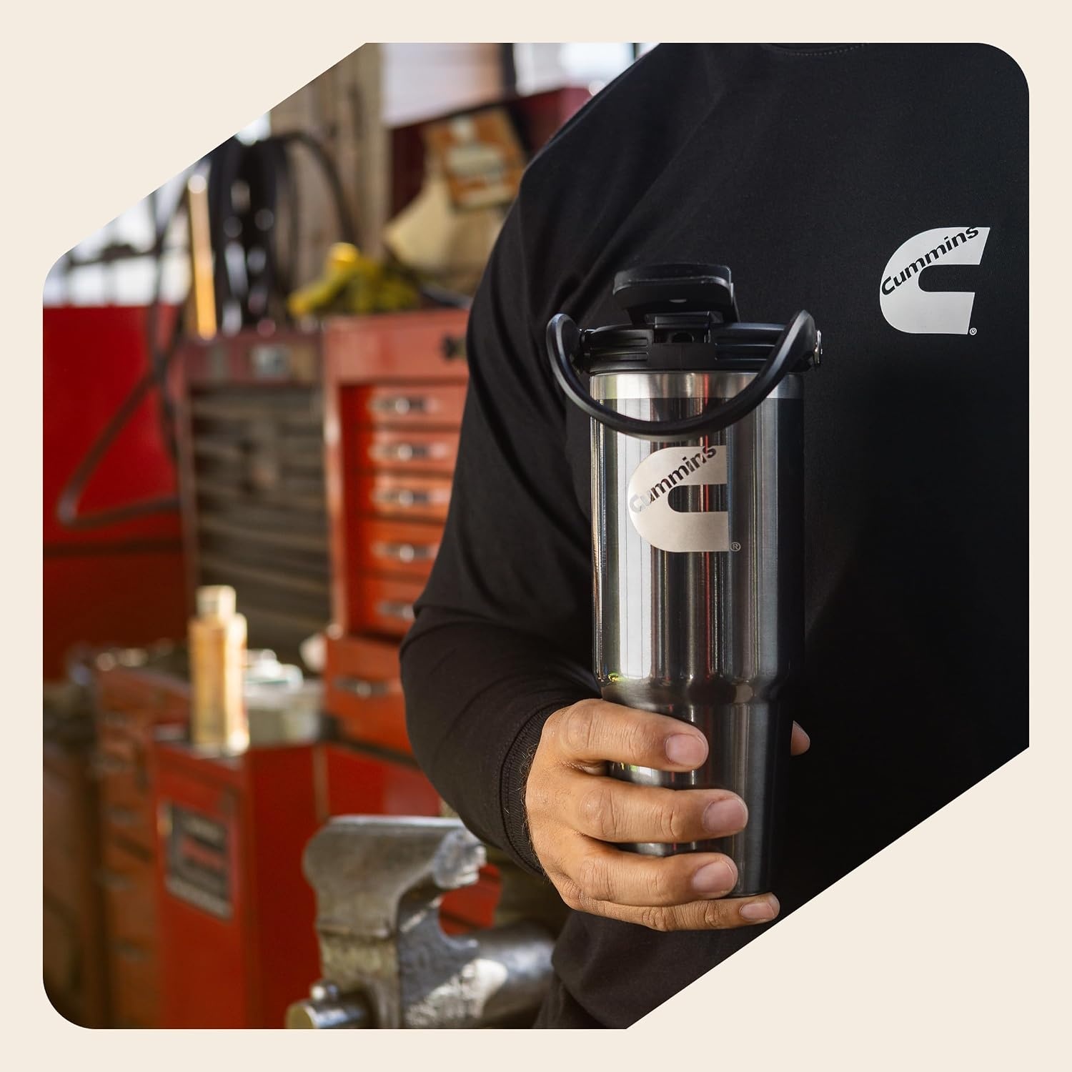 Cummins CMN35402 2 in 1 Tumbler with Flip Lid and Straw 30-Ounce Tumbler with Handle Stainless Steel Travel Mug-Metallic Gray
